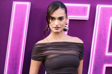 Brezilyalı model Gizele Oliveira, 3 Haziran 2025 'te TCL Çin Tiyatrosu IMAX' te düzenlenen Lionsgate 'in 