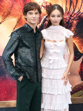 Mason Thames ve Nico Parker, Los Angeles Universal Pictures and DreamWorks Animasyon 'un 7 Haziran 2025' te AMMP 'deki David Geffen Tiyatrosu' nda gerçekleştirilen 