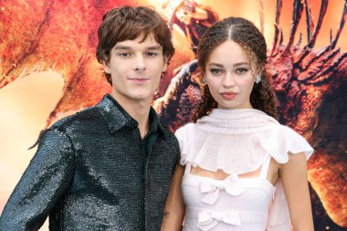 Mason Thames ve Nico Parker, Los Angeles Universal Pictures and DreamWorks Animasyon 'un 7 Haziran 2025' te AMMP 'deki David Geffen Tiyatrosu' nda gerçekleştirilen 