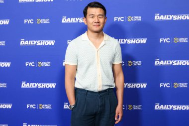 Malezyalı-Amerikalı komedyen ve aktör Ronny Chieng, Hollywood, LA, CA, ABD 'de Linwood Dunn Tiyatrosu' nda düzenlenen Comedy Central 'ın' The Daily Show 'ATAS Resmi FYC Gösteri etkinliğine geldi.. 