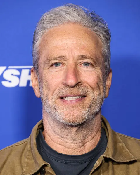 Amerikalı komedyen, yazar, yapımcı, yönetmen, aktör, siyaset yorumcusu, televizyon sunucusu Jon Stewart, Comedy Central 'ın The Daily Show ATAS Resmi Emmy FYC Gösteri Etkinliği' ne geldi.