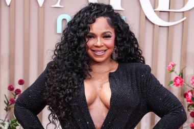 Ashanti, 9 Haziran 2025 tarihinde Los Angeles, Kaliforniya 'da Peacock Theater' da düzenlenen BET Ödülleri 'ne (25.