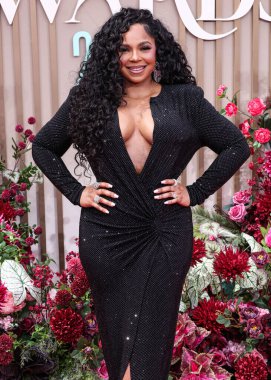 Ashanti, 9 Haziran 2025 tarihinde Los Angeles, Kaliforniya 'da Peacock Theater' da düzenlenen BET Ödülleri 'ne (25.