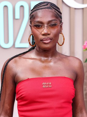 Miu Miu 'yu giyen Doechii, 9 Haziran 2025 tarihinde Los Angeles, Kaliforniya' da Peacock Tiyatrosu 'nda düzenlenen BET Ödülleri' ne (25.. 