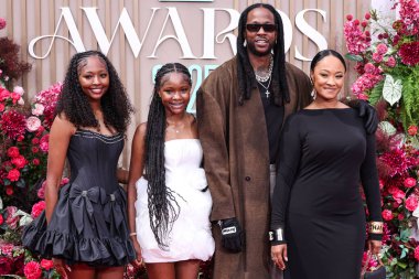 Heaven Epps, Harmony Epps, 2 Chainz ve Kesha Ward, 9 Haziran 2025 'te Los Angeles' taki Peacock Tiyatrosu 'nda düzenlenen BET Ödülleri' ne (25..