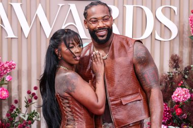 LOS ANGELES, CALIFORNIA, ABD - Haziran 09: Amerikalı rapçi ve aktris Kash Doll (Arkeisha Antoinette Knight) ve Amerikalı profesyonel futbolcu Za 'Darius Smith BET Ödülleri 2025' e geldiler (25.)