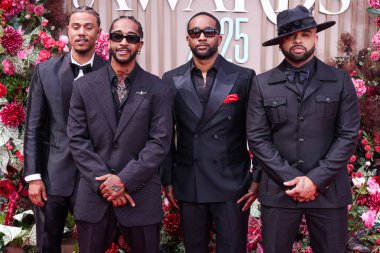 OS ANGELES, CALIFORNIA, ABD - Haziran 09: Lil 'Fizz (Dreux Pierre Frdric), Omarion (Omari Ishmael Grandberry), J-Boog (Jerry Fealofani Afemata) ve Raz-B (De' Mario Monte Thornton) Amerikan erkek grubu B2K BET Ödülleri 2025 'e geldiler.