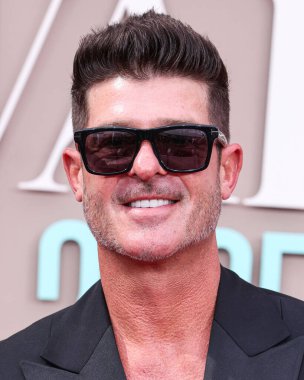 Robin Thicke, 9 Haziran 2025 'te Los Angeles, Kaliforniya' da Peacock Tiyatrosu 'nda düzenlenen BET Ödülleri' ne (25..         