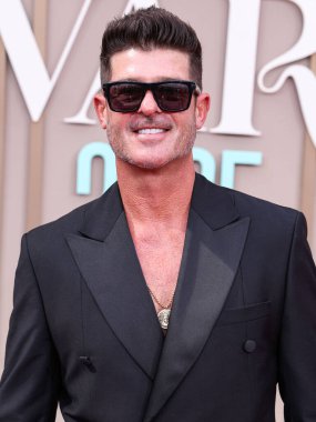 Robin Thicke, 9 Haziran 2025 'te Los Angeles, Kaliforniya' da Peacock Tiyatrosu 'nda düzenlenen BET Ödülleri' ne (25..         