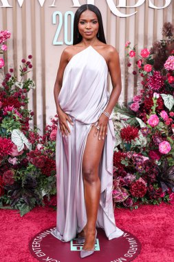 Loewe giyen Ryan Destiny, 9 Haziran 2025 'te Los Angeles, Kaliforniya' da Peacock Tiyatrosu 'nda düzenlenen BET Ödülleri' ne (25..