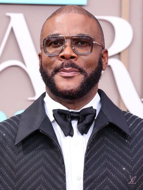 Louis Vuitton 'u giyen Tyler Perry, 9 Haziran 2025' te Los Angeles, Kaliforniya 'da Peacock Tiyatrosu' nda düzenlenen BET Ödülleri 'ne (25.. 