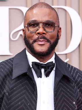Louis Vuitton 'u giyen Tyler Perry, 9 Haziran 2025' te Los Angeles, Kaliforniya 'da Peacock Tiyatrosu' nda düzenlenen BET Ödülleri 'ne (25.. 