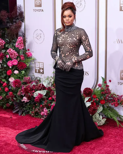 Andra Günü, 9 Haziran 2025 'te Los Angeles, Kaliforniya' da Peacock Tiyatrosu 'nda düzenlenen BET Ödülleri' ne (25.