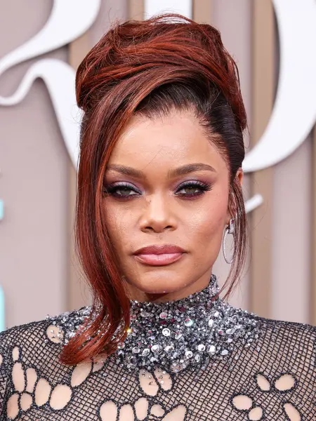 Andra Günü, 9 Haziran 2025 'te Los Angeles, Kaliforniya' da Peacock Tiyatrosu 'nda düzenlenen BET Ödülleri' ne (25.