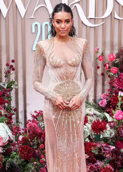 Annie Ilonzeh, 9 Haziran 2025 'te Los Angeles, Kaliforniya' da Peacock Tiyatrosu 'nda düzenlenen BET Ödülleri' ne (25..