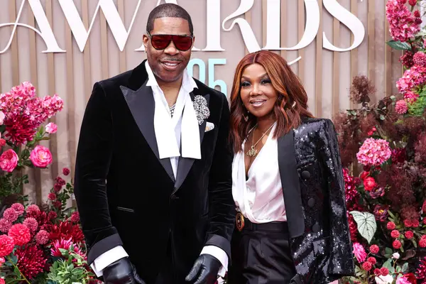 Busta Rhymes ve Mona Scott-Young, 9 Haziran 2025 'te Los Angeles, Kaliforniya' da Peacock Tiyatrosu 'nda düzenlenen BET Ödülleri' ne (25..     