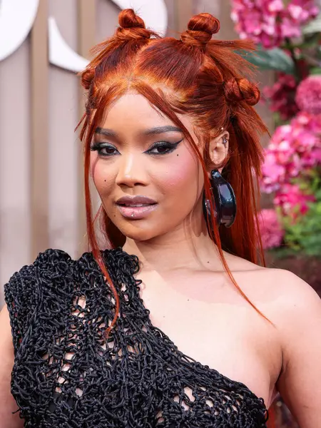 TXC 'den Clairise Hefke, 9 Haziran 2025' te Los Angeles, Kaliforniya 'daki Peacock Tiyatrosu' nda düzenlenen BET Ödülleri 'ne (25..