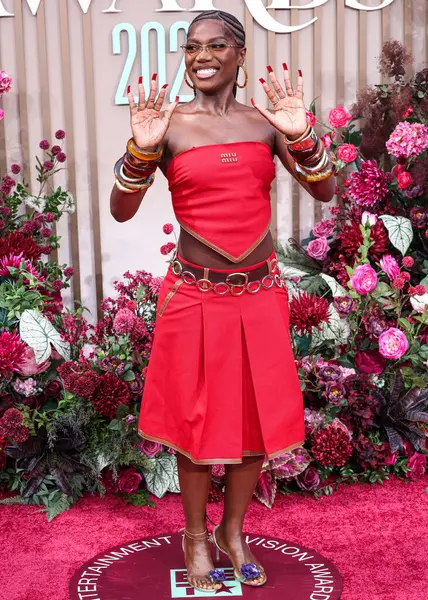 Miu Miu 'yu giyen Doechii, 9 Haziran 2025 tarihinde Los Angeles, Kaliforniya' da Peacock Tiyatrosu 'nda düzenlenen BET Ödülleri' ne (25.. 