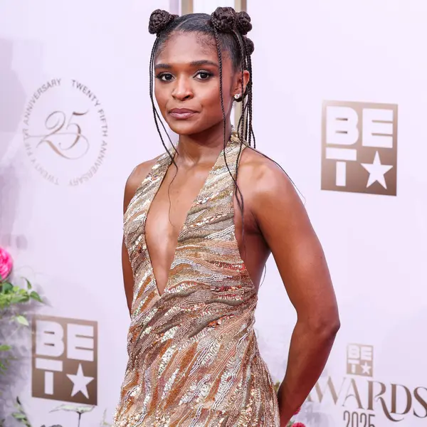 Dominique Thorne, 9 Haziran 2025 tarihinde Los Angeles, Kaliforniya 'da Peacock Tiyatrosu' nda düzenlenen BET Ödülleri 'ne (25.. 