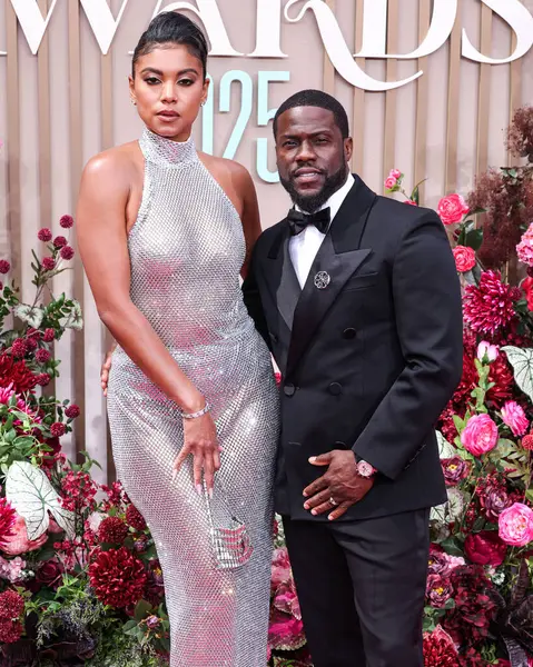 Eniko Parrish Hart ve kocası Kevin Hart, 9 Haziran 2025 'te Los Angeles, Kaliforniya' da Peacock Tiyatrosu 'nda düzenlenen BET Ödülleri' ne (25.. 