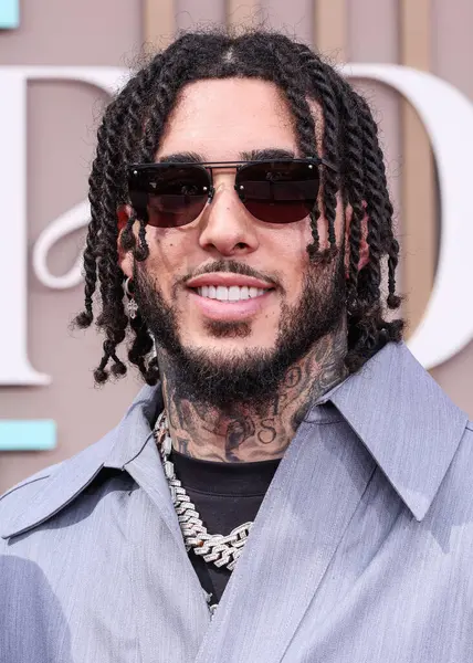 GELO, 9 Haziran 2025 tarihinde Los Angeles, Kaliforniya, ABD 'de Peacock Theater' da düzenlenen BET Ödülleri 'ne (25..