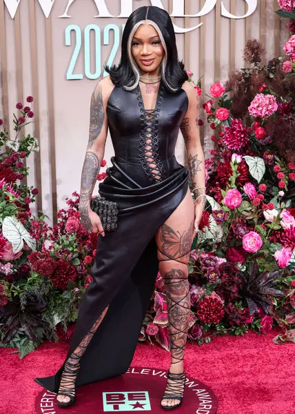 GloRilla, 9 Haziran 2025 'te Los Angeles, Kaliforniya' da Peacock Theater 'da düzenlenen BET Ödülleri' ne (25.. 