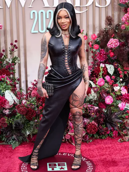 GloRilla, 9 Haziran 2025 'te Los Angeles, Kaliforniya' da Peacock Theater 'da düzenlenen BET Ödülleri' ne (25.. 