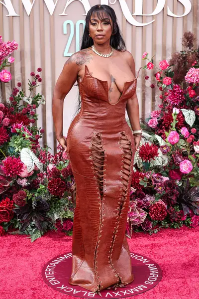 Kash bebek, 9 Haziran 2025 'te Los Angeles, Kaliforniya' da Peacock Tiyatrosu 'nda düzenlenen BET Ödülleri' ne (25.. 