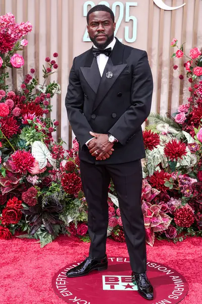Kevin Hart, 9 Haziran 2025 'te Los Angeles, Kaliforniya' da Peacock Theater 'da düzenlenen BET Ödülleri' ne (25.. 