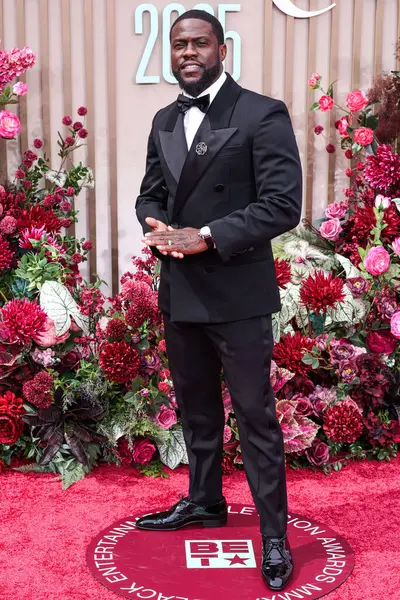 Kevin Hart, 9 Haziran 2025 'te Los Angeles, Kaliforniya' da Peacock Theater 'da düzenlenen BET Ödülleri' ne (25.. 