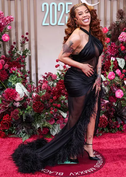 Keyshia Cole, 9 Haziran 2025 tarihinde Los Angeles, Kaliforniya 'da Peacock Theater' da düzenlenen BET Ödülleri 'ne (25..