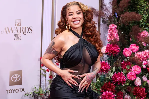 Keyshia Cole, 9 Haziran 2025 tarihinde Los Angeles, Kaliforniya 'da Peacock Theater' da düzenlenen BET Ödülleri 'ne (25..