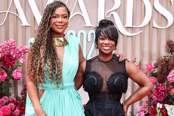 Riley Burruss ve annesi Kandi Burruss, 9 Haziran 2025 tarihinde Los Angeles, Kaliforniya 'da Peacock Tiyatrosu' nda düzenlenen BET Ödülleri 'ne (25..    