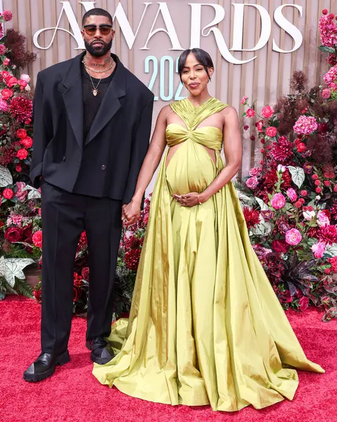 Skyh Black ve KJ Smith, 9 Haziran 2025 'te Los Angeles, Kaliforniya' da Peacock Tiyatrosu 'nda düzenlenen BET Ödülleri' ne (25..    