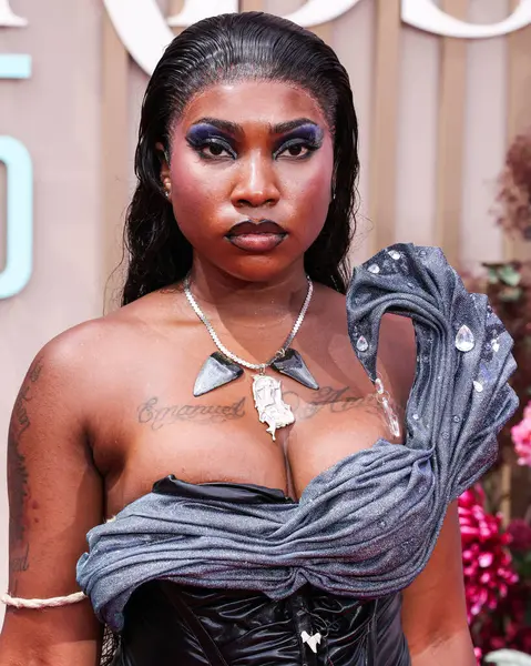 Tsunami, 9 Haziran 2025 'te Los Angeles, Kaliforniya' da Peacock Tiyatrosu 'nda düzenlenen BET Ödülleri' ne (25..     