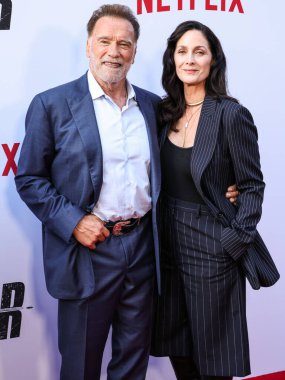 Avusturyalı ve Amerikalı aktör, eski Kaliforniya Valisi, iş adamı, eski politikacı ve eski profesyonel vücut geliştirici Arnold Schwarzenegger ve Kanadalı-Amerikalı aktris ve yapımcı Carrie-Anne Moss Los Angeles Premiere 'e geldiler 