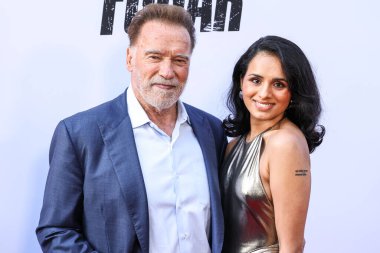 Avusturyalı ve Amerikalı aktör, eski Kaliforniya Valisi, iş adamı, eski politikacı ve eski profesyonel vücut geliştirici Arnold Schwarzenegger ve Amerikalı aktris Aparna Brielle Netflix 'in' FUBAR 'ikinci sezonunun Los Angeles Premiere' ine geldiler.