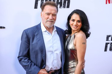 Avusturyalı ve Amerikalı aktör, eski Kaliforniya Valisi, iş adamı, eski politikacı ve eski profesyonel vücut geliştirici Arnold Schwarzenegger ve Amerikalı aktris Aparna Brielle Netflix 'in' FUBAR 'ikinci sezonunun Los Angeles Premiere' ine geldiler.