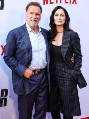 Avusturyalı ve Amerikalı aktör, eski Kaliforniya Valisi, iş adamı, eski politikacı ve eski profesyonel vücut geliştirici Arnold Schwarzenegger ve Kanadalı-Amerikalı aktris ve yapımcı Carrie-Anne Moss Los Angeles 'a geldiler. 