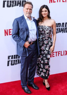 Avusturyalı ve Amerikalı aktör, eski Kaliforniya Valisi, iş adamı, eski politikacı ve eski profesyonel vücut geliştirici Arnold Schwarzenegger ve Amerikalı aktris Monica Barbaro Netflix 'in' FUBAR 'ikinci sezonunun Los Angeles Premiere' ine geldiler.