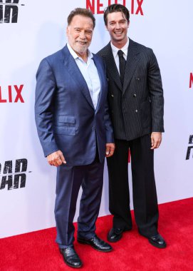 Avusturyalı ve Amerikalı aktör, eski Kaliforniya Valisi, iş adamı, eski politikacı ve eski profesyonel vücut geliştirici Arnold Schwarzenegger ve oğlu / Amerikalı aktör ve model aktör ve model Patrick Schwarzenegger 