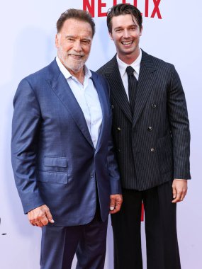 Avusturyalı ve Amerikalı aktör, eski Kaliforniya Valisi, iş adamı, eski politikacı ve eski profesyonel vücut geliştirici Arnold Schwarzenegger ve oğlu / Amerikalı aktör ve model aktör ve model Patrick Schwarzenegger 