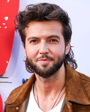 İngiliz aktör Guy Burnet Netflix 'in' FUBAR 'ikinci sezonunun Los Angeles prömiyerine 11 Haziran 2025' te Hollywood, Los Angeles, Kaliforniya, ABD 'de bulunan Netflix Tudum Theater' da geldi..     
