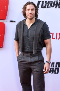 Amerikalı aktör ve fitness modeli Joseph Baena, Netflix 'in' FUBAR 'ikinci sezonunun Los Angeles Premiere' ine 11 Haziran 2025 'te Hollywood, Los Angeles, Kaliforniya, ABD' de bulunan Netflix Tudum Theater 'da ulaştı..      