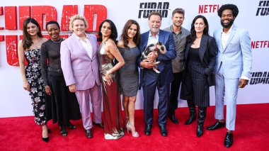 Monica Barbaro, Kanadalı aktris Barbara Eve Harris, Amerikalı yazar, komedyen ve oyuncu Fortune Feimster, Amerikalı aktris Aparna Brielle, İtalyan-Arjantinli oyuncu Fabiana Udenio, Arnold Schwarzenegger 