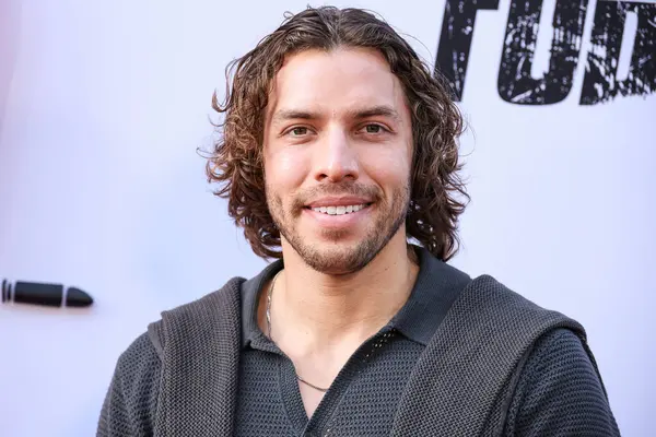 Amerikalı aktör ve fitness modeli Joseph Baena, Netflix 'in' FUBAR 'ikinci sezonunun Los Angeles Premiere' ine 11 Haziran 2025 'te Hollywood, Los Angeles, Kaliforniya, ABD' de bulunan Netflix Tudum Theater 'da ulaştı..      