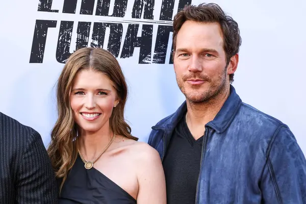 Amerikalı yazar, girişimci ve hayvan hakları savunucusu Katherine Schwarzenegger ve kocası / Amerikalı aktör Chris Pratt Netflix 'in' FUBAR 'ikinci sezonunun Los Angeles galasına 11 Haziran 2025' de Hollywood, LA, CA