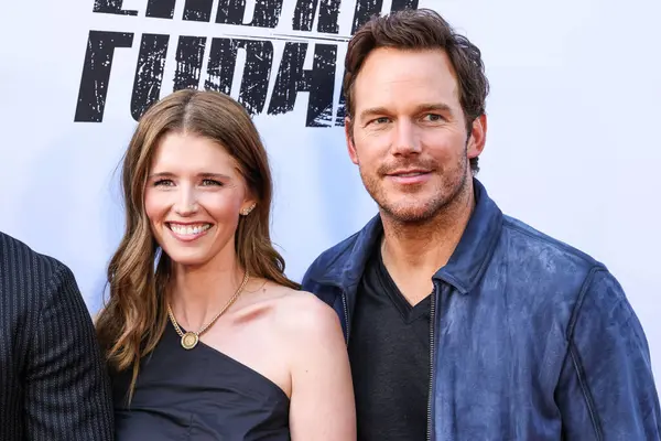 Amerikalı yazar, girişimci ve hayvan hakları savunucusu Katherine Schwarzenegger ve kocası / Amerikalı aktör Chris Pratt Netflix 'in' FUBAR 'ikinci sezonunun Los Angeles galasına 11 Haziran 2025' de Hollywood, LA, CA