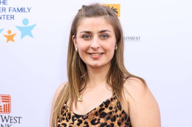 Amerikan televizyon karakteri Abbey Romeo Lutes, 14 Haziran 2025 'te CBS Radford Stüdyo Merkezi' nde düzenlenen 13. Geleneksel Ed Asner ve Arkadaşları Poker Turnuvası 'na katıldı..