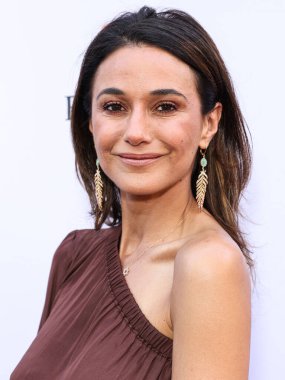 Kanadalı aktris Emmanuelle Chriqui, 14 Haziran 2025 'te CBS Radford Studio Center' da düzenlenen 13. Geleneksel Ed Asner ve Arkadaşları Poker Turnuvası 'na katıldı.. 